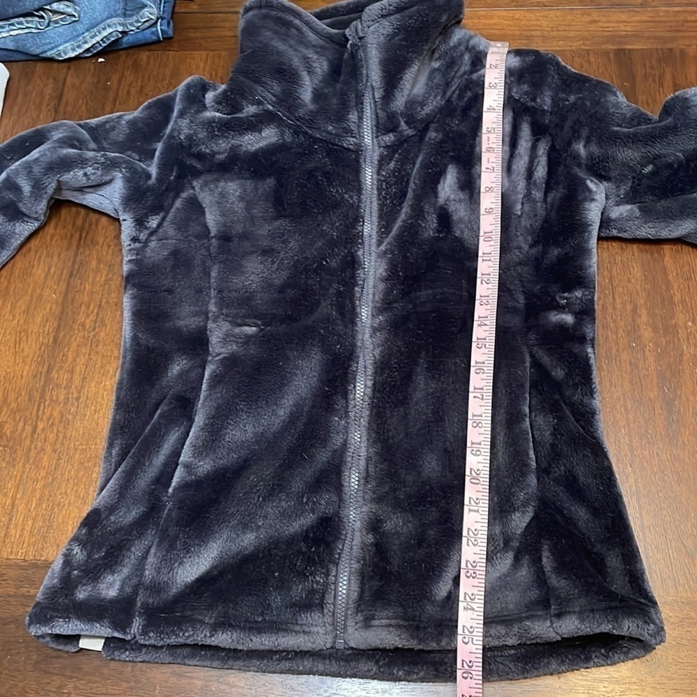 Bench. Fuzzy zipper jacket - Picture 12 of 12
